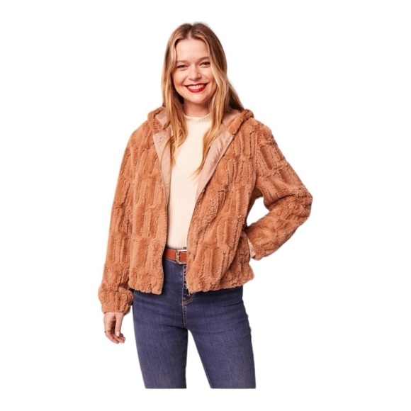 Band of the Free Angel Butterscotch Faux Fur Hooded Jacket Size M NWT - Picture 5 of 5